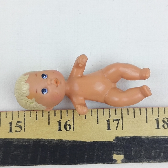 Vintage Mattel Baby Doll 2 3/4" Molded Hair Rubber Head 1986 Vinyl Body 1973. - Picture 7 of 8